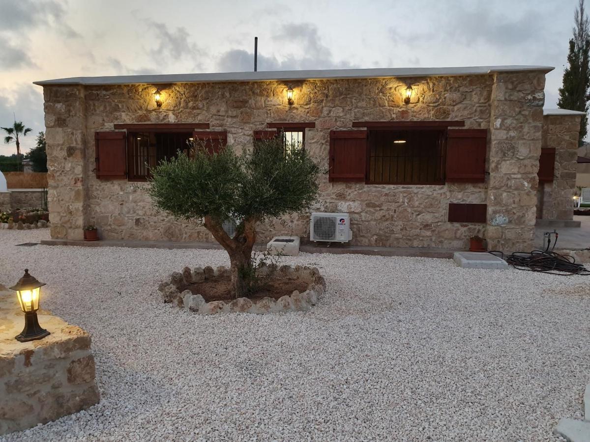 Villa Yioukkas Paphos Eksteriør billede