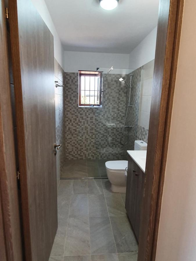 Villa Yioukkas Paphos Eksteriør billede