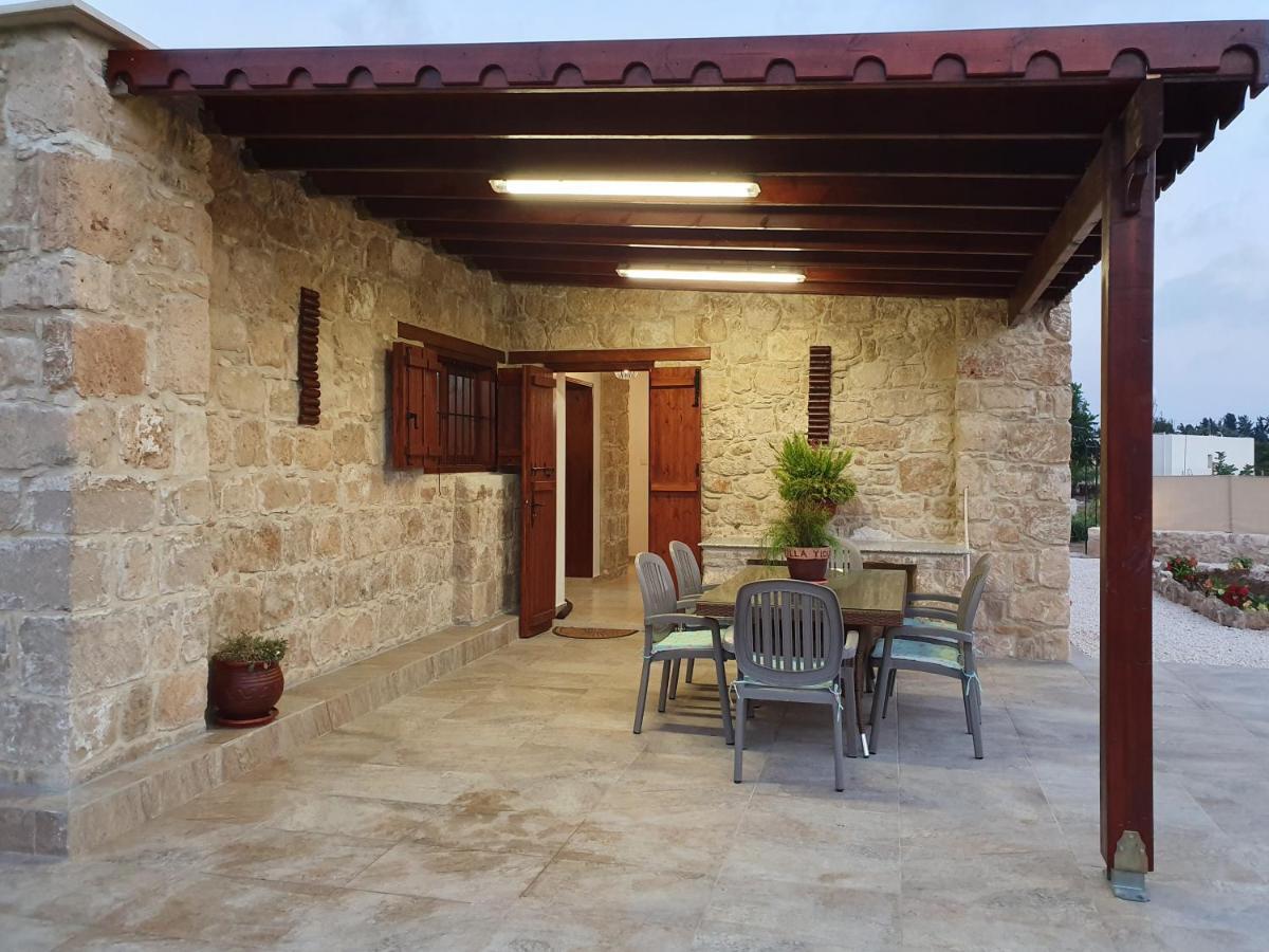 Villa Yioukkas Paphos Eksteriør billede