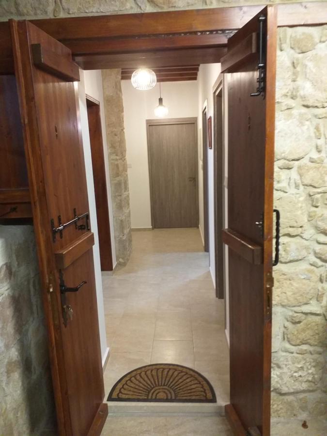 Villa Yioukkas Paphos Eksteriør billede